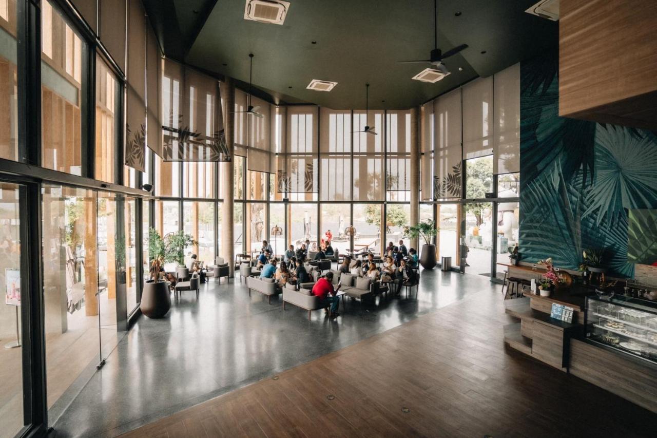 The Signature Hotel Airport Hat Yai Εξωτερικό φωτογραφία